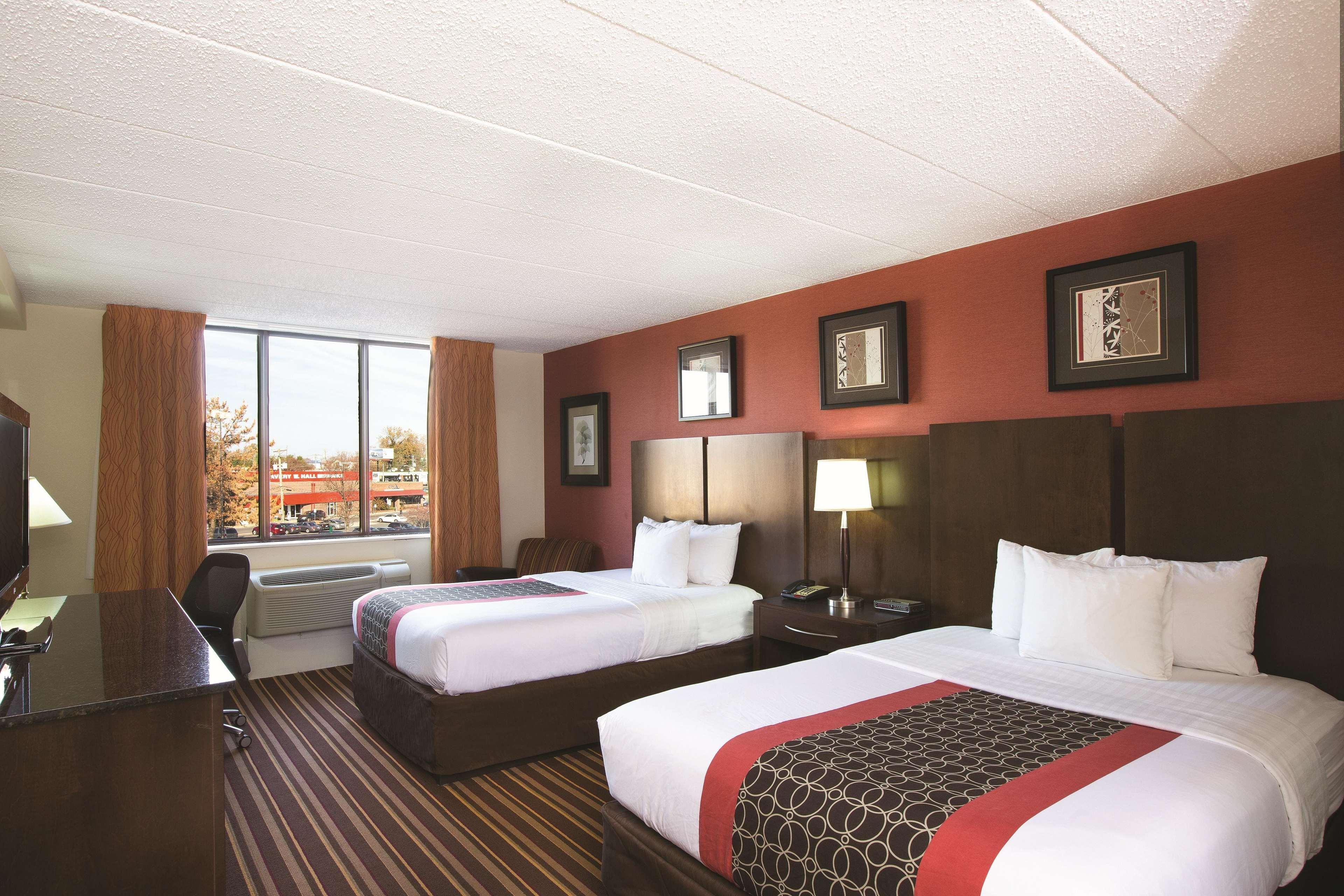 La Quinta By Wyndham Salisbury Hotel Buitenkant foto