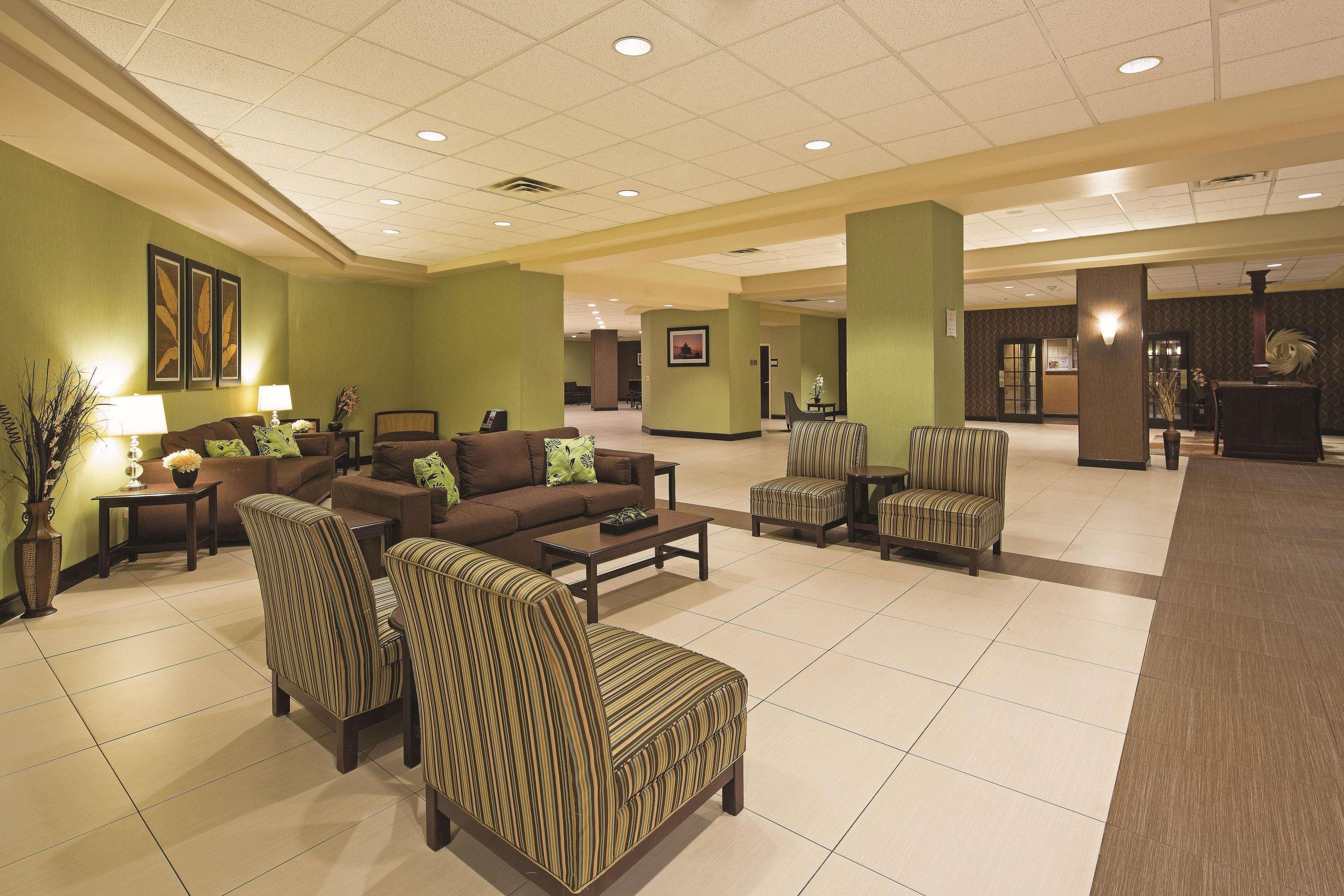 La Quinta By Wyndham Salisbury Hotel Buitenkant foto
